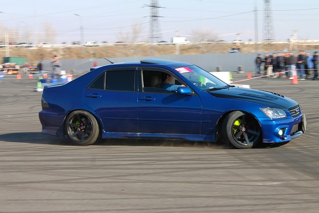 能攻能守 能攻能守