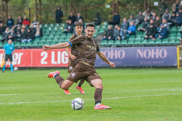 他始终强调 他始终强调